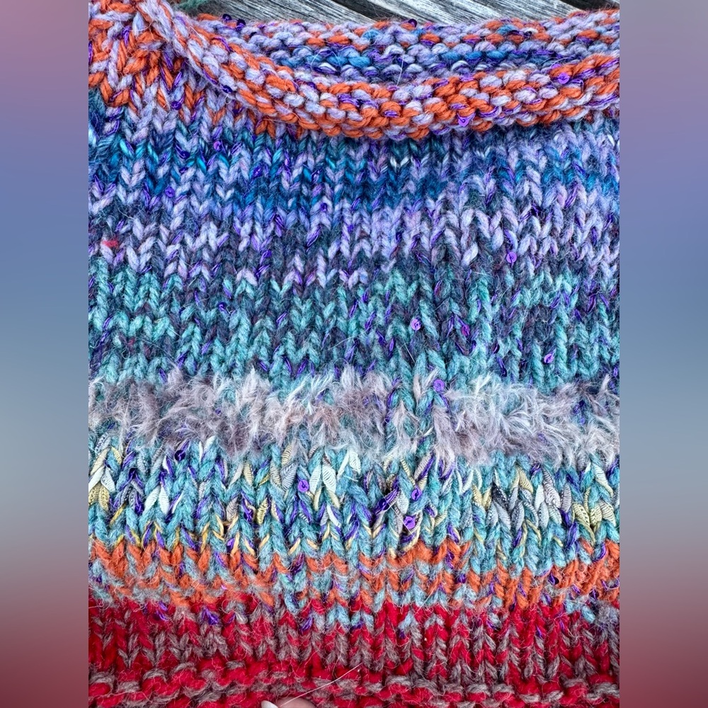 Hand Crafted Colorful Knit Shoulder Bag - Picture 14 of 16